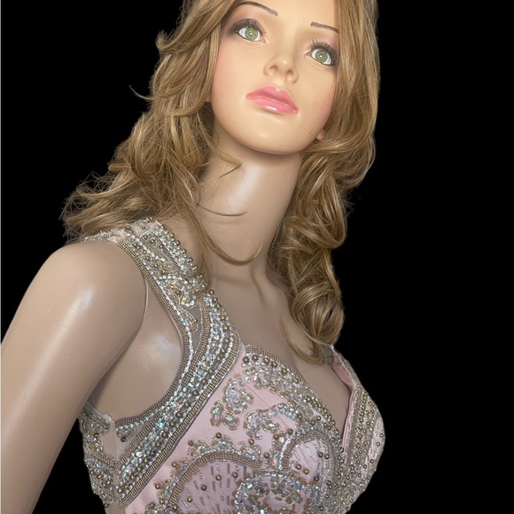 Aspeed Design - Embellished Sweetheart
Neckline Ballgown size XS - Picture 8 of 15